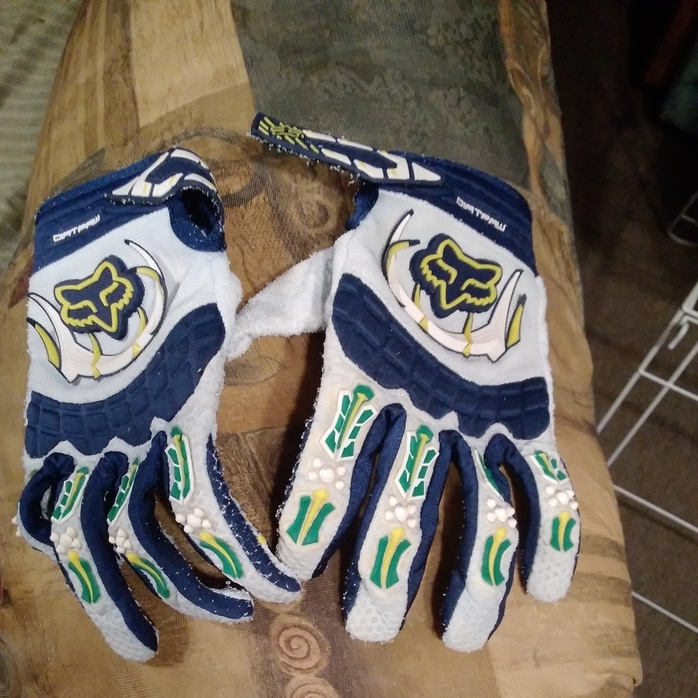 Fox racing authentic dirtpaw motocross and atv gloves ,used vintage,